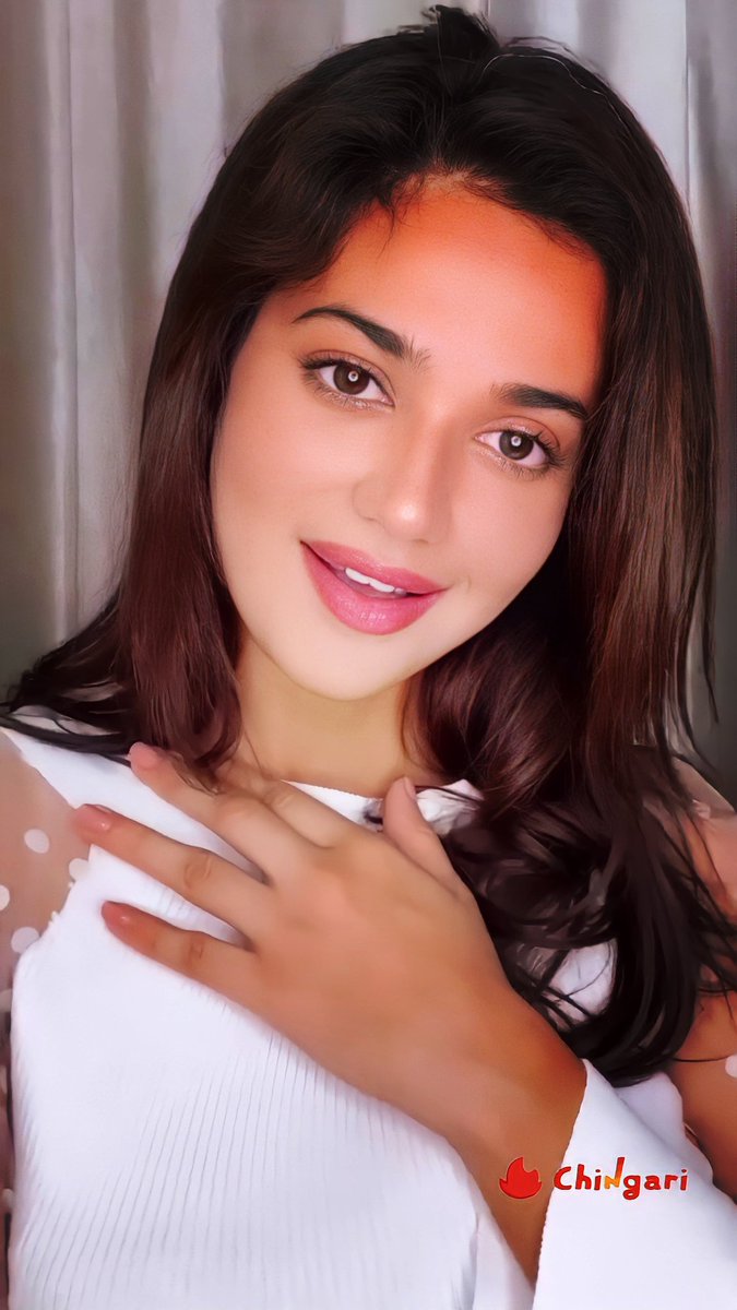 Shreeshu2's tweet photo. Beauty beauty ● 
 #ShrutiSharma #SS 
 @Shrutiisharma_ https://t.co/pQgIwL1zpe