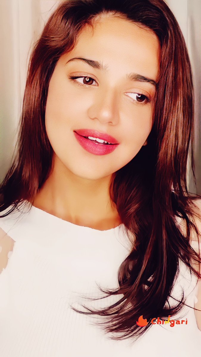 Shreeshu2's tweet photo. i can stare at you for the rest of my life 🤤😋😍😍 #ShrutiSharma #SS 
 @Shrutiisharma_ https://t.co/BZxRpMCVWg