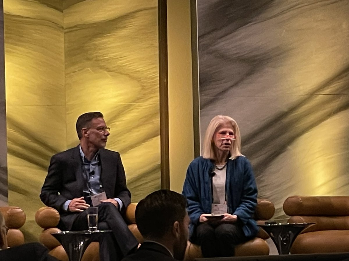 arwmd's tweet photo. Now @AnnMondJohnson is speaking to @BMarcotteNBGH - employers catalyzing #telehealth
Fascinating note on year over year rise in healthcare costs. Compared to CPI.
Large self insured employers - bullish on digital / virtual
#ATAedge #gotelehealth #ATApolicy
#TelemedNow https://t.co/9LvmHDb4Xf