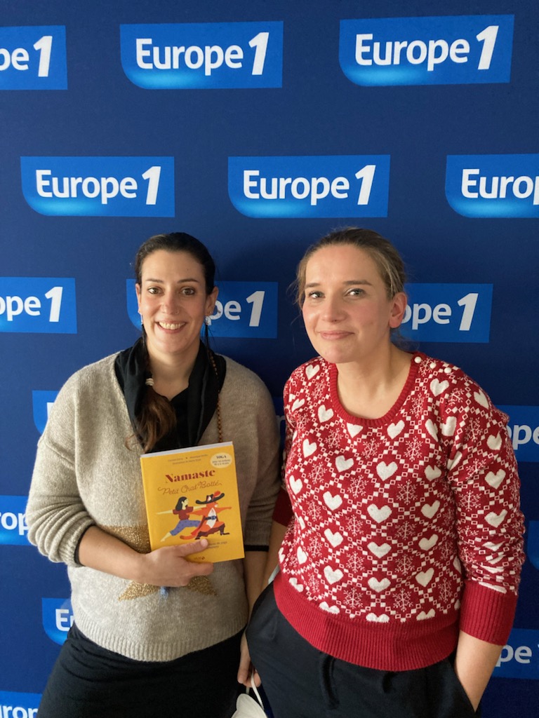 APoughon's tweet photo. @vdeiller et @Namasteyoga38, auteures de "Namaste petit chat Botté" chez @SOLAReditions répondaient ce matin aux questions de @juliavignali et de @GomezMelanieE1 dans @BienfaitPV et c'était bien ! https://t.co/wGr2oP6iAy