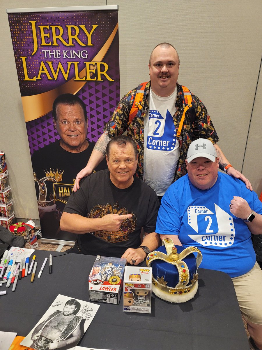 corner2cornerpc's tweet photo. Super cool getting to meet @JerryLawler when we went to @WrestleCade. The King was one of our earliest favorites and help shape our love for professional wrestling! Thank you King!!! #Corner2Corner #wrestling #podcast #FolloForFolloBack #wrestleUNIVERSE https://t.co/g4T532MoHg