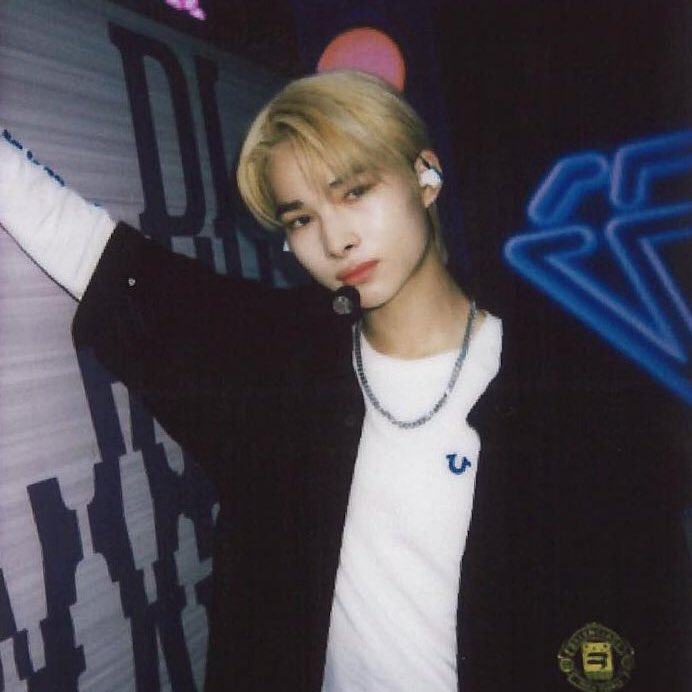 912print's tweet photo. drop tags for our beloved maknae's birthday! 🤍 

16 COSMOS FOR NI-KI

#LegendaRiKiSweet16
#운명을_타고난_주인공_NI_KI_생일
#祝16歳NI_KIくんが幸せでありますように
@ENHYPEN @ENHYPEN_members https://t.co/38j0zd4vIF