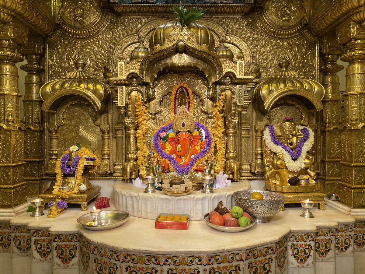 SVTMumbai's tweet photo. 🙏गणपती बाप्पा मोरया 🌺मंगलमूर्ती मोरया 🙏०८/१२/२०२१ https://t.co/XldZ0YMJkq