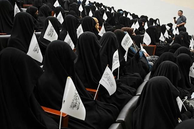 isolab91's tweet photo. كل الأمم تعشق الفنون والثقافة وتحترم المرأة إلا بني يعرب ، يحرمون الفن ويؤسسون ثقافة القبور وغسل الموتى وتغليف المرأة!

- عبدالله القصيمي

#ع��لانيون
#جهل_مقدس https://t.co/DK9602Jmu3