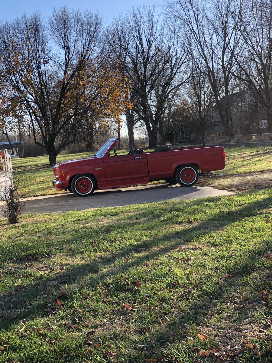 1953spoon's tweet photo. good morning world ! Top off and sun is out 🇺🇸 https://t.co/rjk9ZpcbEG