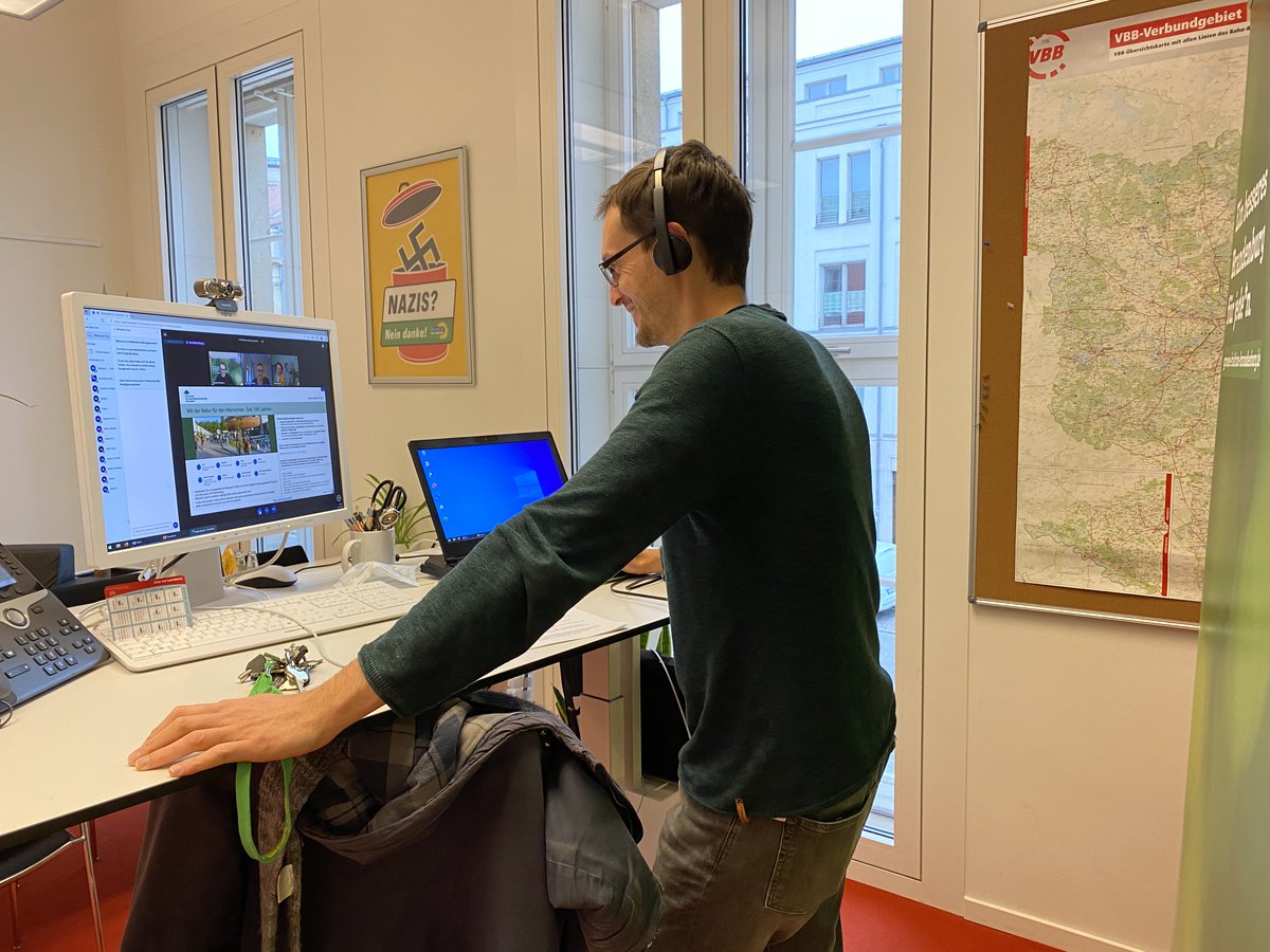 Hörsaal statt Sitzungssaal: <a href="/Ben_Raschke/">Benjamin Raschke</a> war heute Gast im Master „Ökologische #Landwirtschaft und #Ernährungssystem“ der <a href="/hneeberswalde/">Hochschule für nachhaltige Entwicklung Eberswalde</a>. Es ging um die Arbeit im Landtag und die politische Willensbildung: von der Idee zur Entscheidung zur Umsetzung politischer Ziele. #LTBB