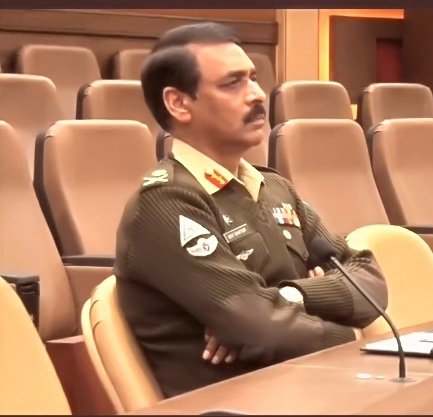 SAG51214's tweet photo. جب بھی سر محفل، دکھائی دیے 

دل تو کیا؟؟؟؟ روح تک، مسکرائی۔

@peaceforchange 
Stay blessed.Our great hero. Dear AG.🌹❤🌹 https://t.co/x8yK9n1pr2