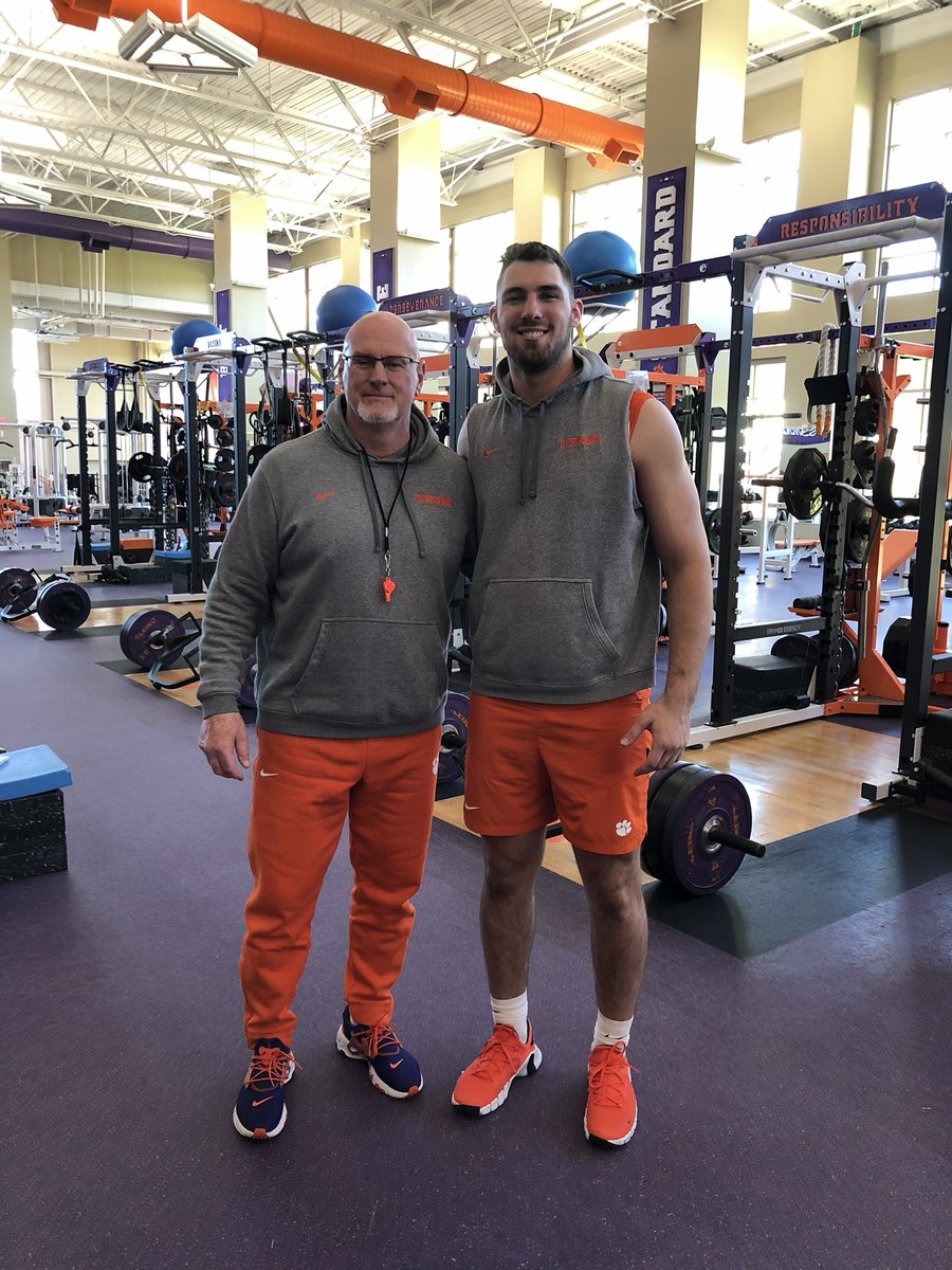 Joey Batson tweet media