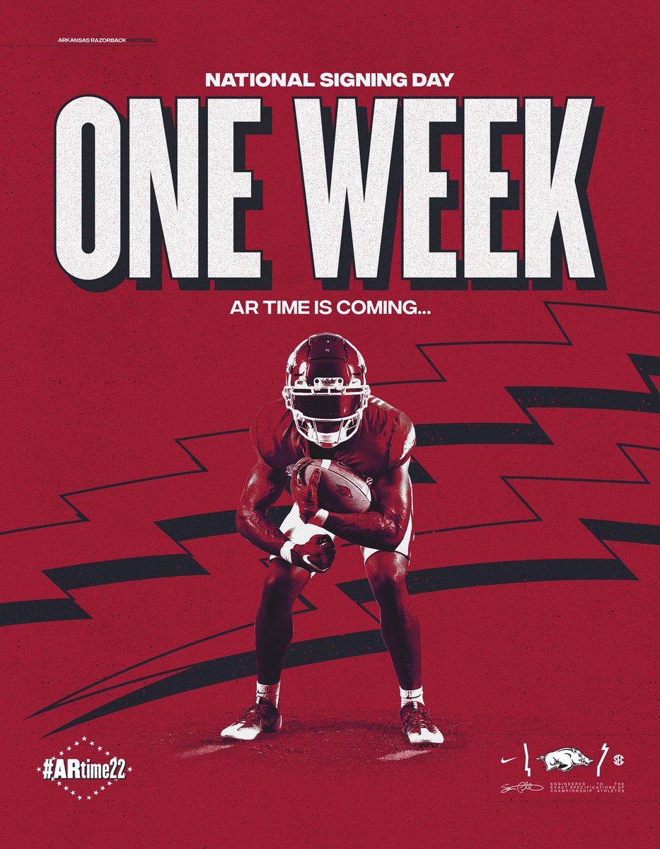 RazorbackFBRec's tweet photo. #ARtime22 🔜⏳ https://t.co/wG1Y79l8ZF