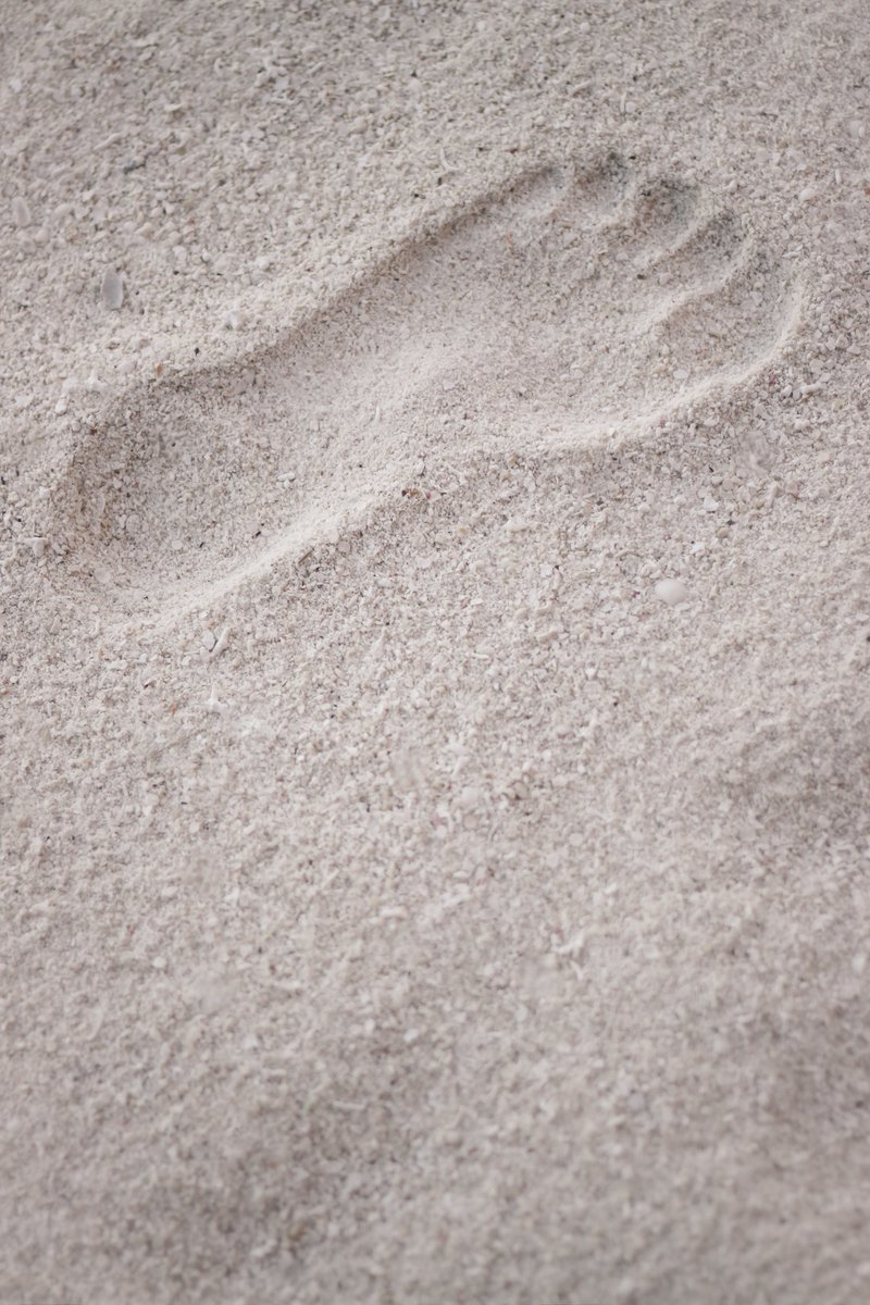 It's No News, No Shoes here at this little island of Robinson Crusoe. Time to kick off those shoes and feel the white powdery sand beneath your feet.