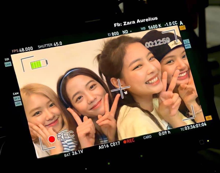 Blackpink88xo's tweet photo. blackpink 💓 https://t.co/MMxX6WVUnu