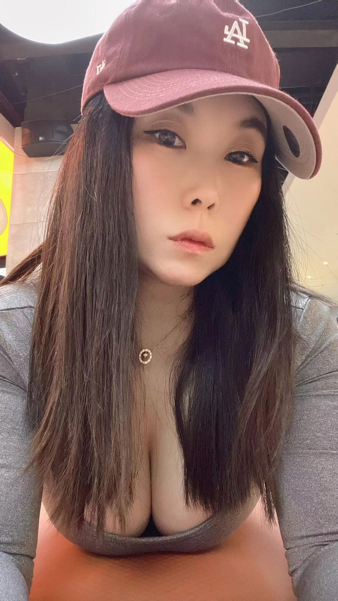 Mindyw2277's tweet photo. 谢谢大家的喜欢，大家可以直接扫码去抖音找我，私聊备注推特就行。 https://t.co/3SA2oQEDJS