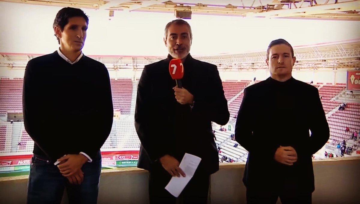 davidjavega's tweet photo. #RealMurciaMelilla
#2RFEF
#EstadioEnriqueRoca
#JuanCervantesDavidKaranka
#La7TV https://t.co/BMT9Nkkoni