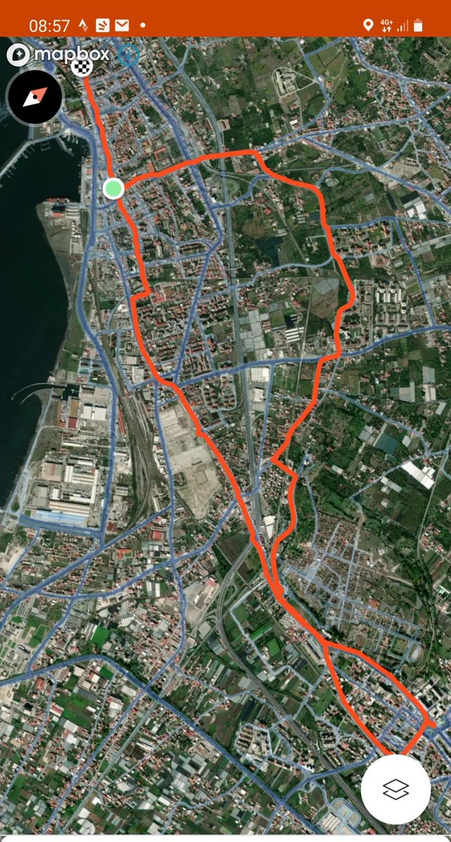 anpad77's tweet photo. Bellissima alba ma un po' fredda...cmq un bel percorso tra il litorale oplonti e gli scavi di #pompei #nonsimollamai #running @runlovers 🏃🏻🏃🏻💪💪 https://t.co/qHcV3s83qO