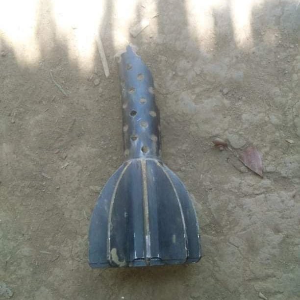 Tw // Missile:  In Bago's Nyaunglebin: #MyanmarMilitaryTerrorists shot with heavy artillery weapons to Kyaukgyi Vlg [KNU controlled area] yesterday night reportedly. Some villagers were injured.  #Dec8Coup #WarCrimesOfJunta #WhatsHappeningInMyanmar