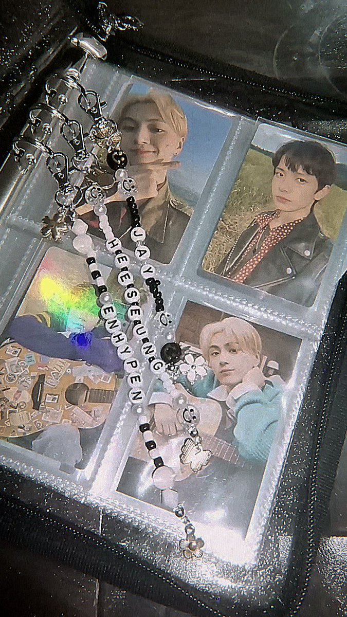 sofeibasket's tweet photo. ๐ #mailfromsof ๐งธ
to: @cart4heehoon & @Beads_for_u
thank you so much ate for the free keyring ๐ฅบ i'm vvv happy kasi may design na binder ko hehe also the another keyring nilagay ko s'ya sa wallet it's so pretty hehe thank you po !! https://t.co/d97SsWBvAD