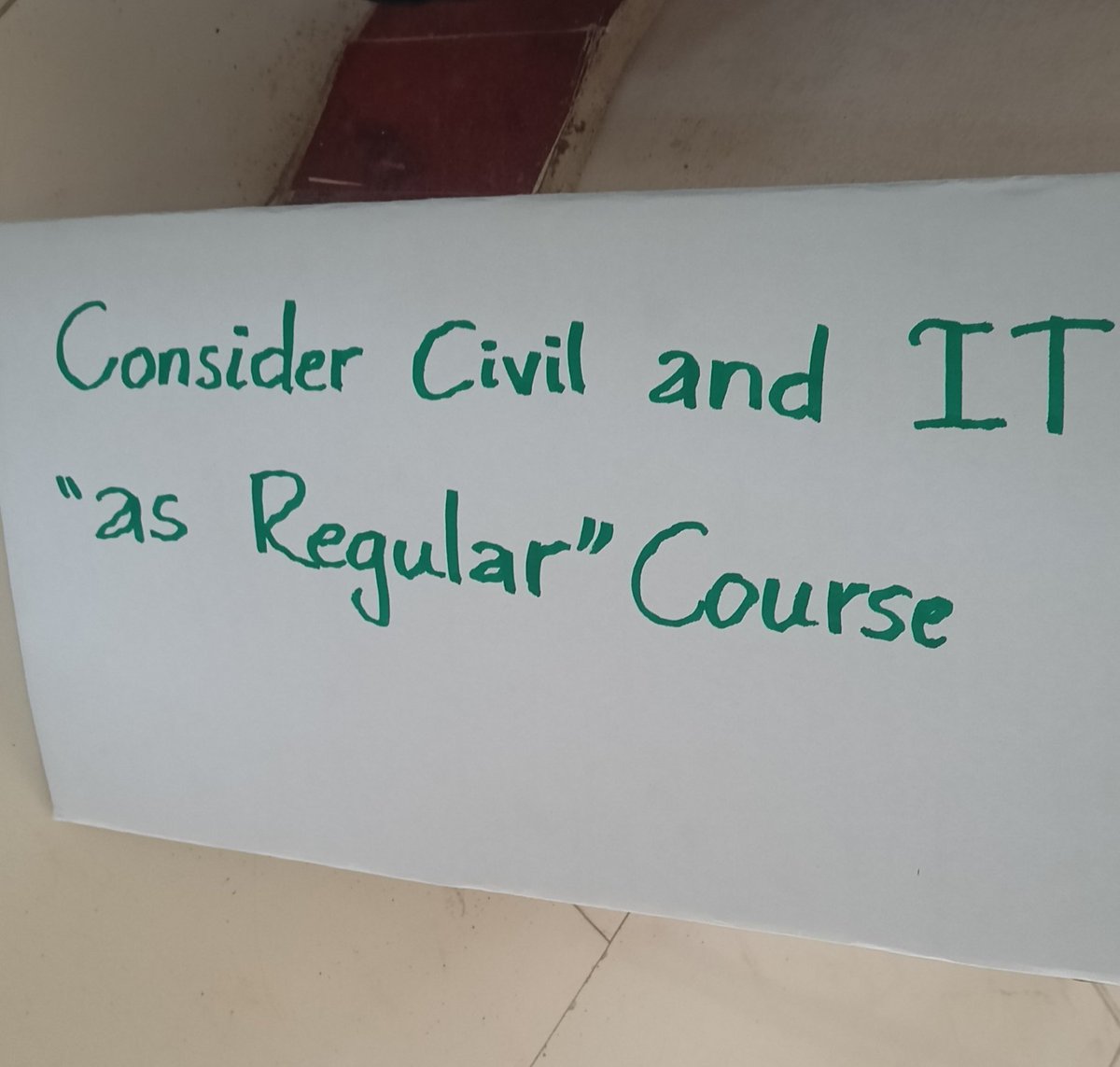 nithin_08_'s tweet photo. We the students of ku engineering college ,since 3days we are protesting to consider our main aim i.e consider self finance courses as regular courses.But VC sir not is responding ..
#SaveKUCET
@RSPraveenSwaero 
@revanth_anumula 
@KVishReddy https://t.co/wEf7sjaBy3 https://t.co/bah1iGZKoX