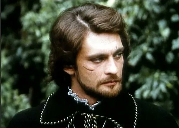 александр домогаров дебюсси. графиня де монсоро 1997. александр домогаров графиня де монсоро. александр домогаров графиня де монсоро. графиня де монсоро бюсси.