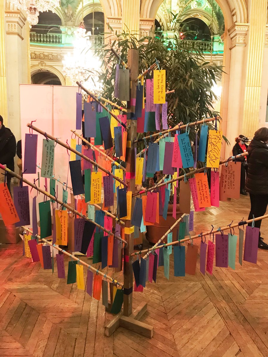 TousBenevoles's tweet photo. Merci à tous pour votre participation à l’arbre à souhaits ! Nous🤞pour que vos voeux se réalisent !
Lors de la soirée du bénévolat, vous avez pu écrire vos souhaits sur place ou vous nous les avez envoyés par mail, puis ils ont été accrochés à l’arbre dont voici les photos📸: https://t.co/E5SEcappIO