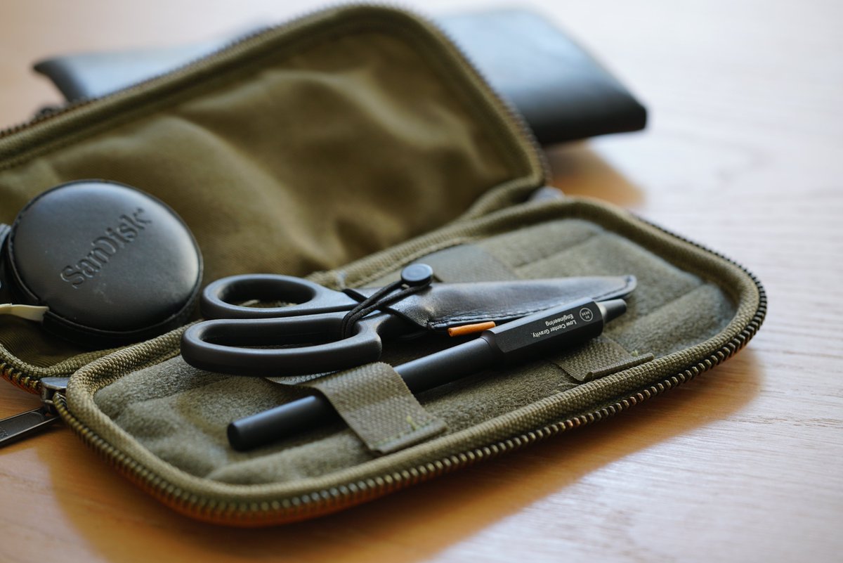 HMMproject_'s tweet photo. What are your EDC essentials?

#exactoscissors #plummetballpoint 

https://t.co/gGBxZLogPI https://t.co/l5DpGRtHff