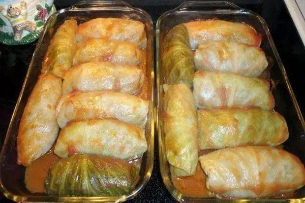1stRecipes's tweet photo. #Foodie   #recipes #Cooking 
Does Anyone Viewing this page still eat Stuffed Cabbages Rolls?
Ingredients:
1 head of cabbage
2lb ground beef
2 grated onions
1cup of rice
Full Recipe Here : https://t.co/rVqRED06QT
#icancookchallenge https://t.co/ErqOSAGzlE
