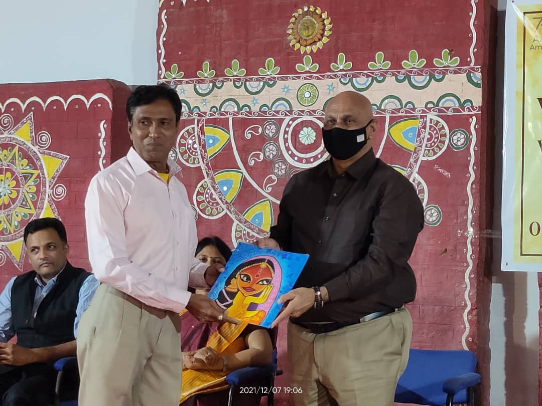 WayBaroda's tweet photo. For the World Disability Week celebration, a Cultural Program by Special Children was organised where differently abled children belonging to 11 NGOs participated enthusiastically.
#worlddisabilityweek #socialinclusion #UnitedWayWorldwide #UnitedWayIndia #LiveUnited https://t.co/zyk480UXfL