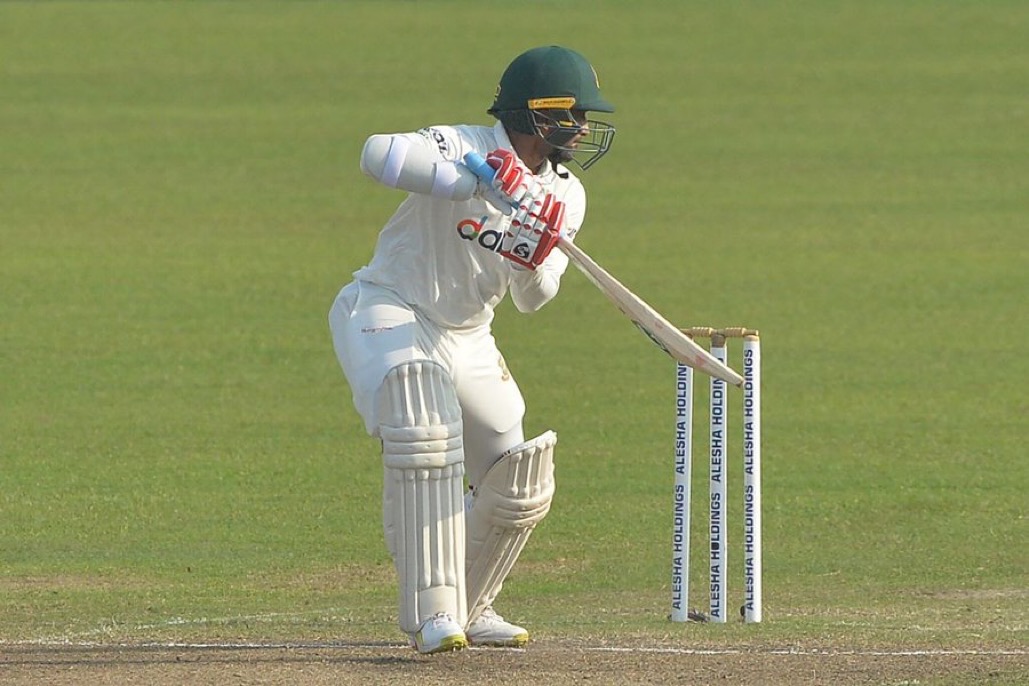 The_Nation's tweet photo. Pakistan tour of Bangladesh
#PakistanVS #Bangladesh
#Pakistan 300/4d
#Bangladesh 87 & 204/9
Over 80.1
Day 5 - Session 3: Bangladesh trail by 9 runs.
#TestMatch #BANvsPAK
@BCBtigers @TheRealPCBMedia @TheRealPCB https://t.co/IQg1H4owpi