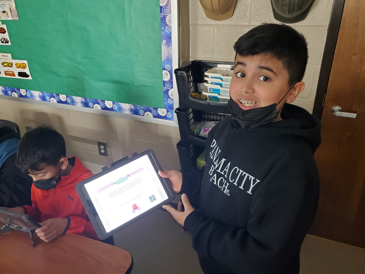 MabletonMaker's tweet photo. Lots of fun today exploring CSEdWeek and Minecraft Hour of Code! 
@PlayCraftLearn
@MabletonSteam
@MabletonES
@TeamGrizzle2006
@CobbInTech
@STEMcobb
#HourOfCode 
#CSEverywhere 
#ultimatelearningexperiance https://t.co/Cz3UjdpQg0