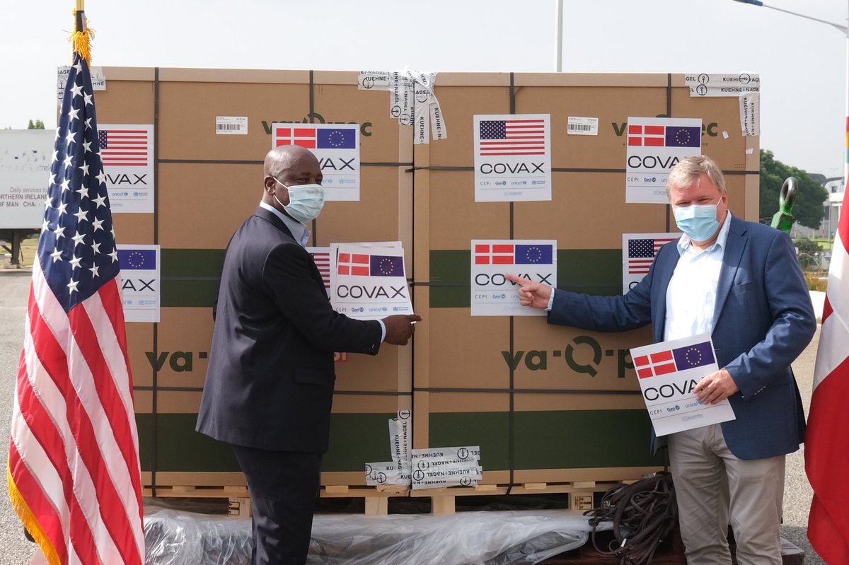 UNICEFGhana's tweet photo. Over 2.5 million doses of J &amp; J #COVID19 vaccines have arrived in #Ghana through the #COVAX facility, thanks to the Governments of Denmark 🇩🇰 &amp; the United States 🇺🇸. 
Let’s ensure we’re all protected as we prepare to celebrate the festive season with loved ones.
#OnlyTogether https://t.co/ad0OqUVk6k