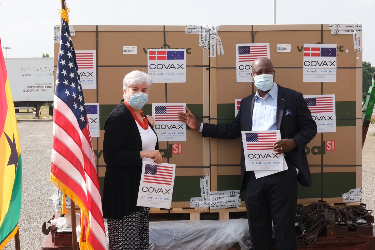 UNICEFGhana's tweet photo. Over 2.5 million doses of J &amp; J #COVID19 vaccines have arrived in #Ghana through the #COVAX facility, thanks to the Governments of Denmark 🇩🇰 &amp; the United States 🇺🇸. 
Let’s ensure we’re all protected as we prepare to celebrate the festive season with loved ones.
#OnlyTogether https://t.co/ad0OqUVk6k