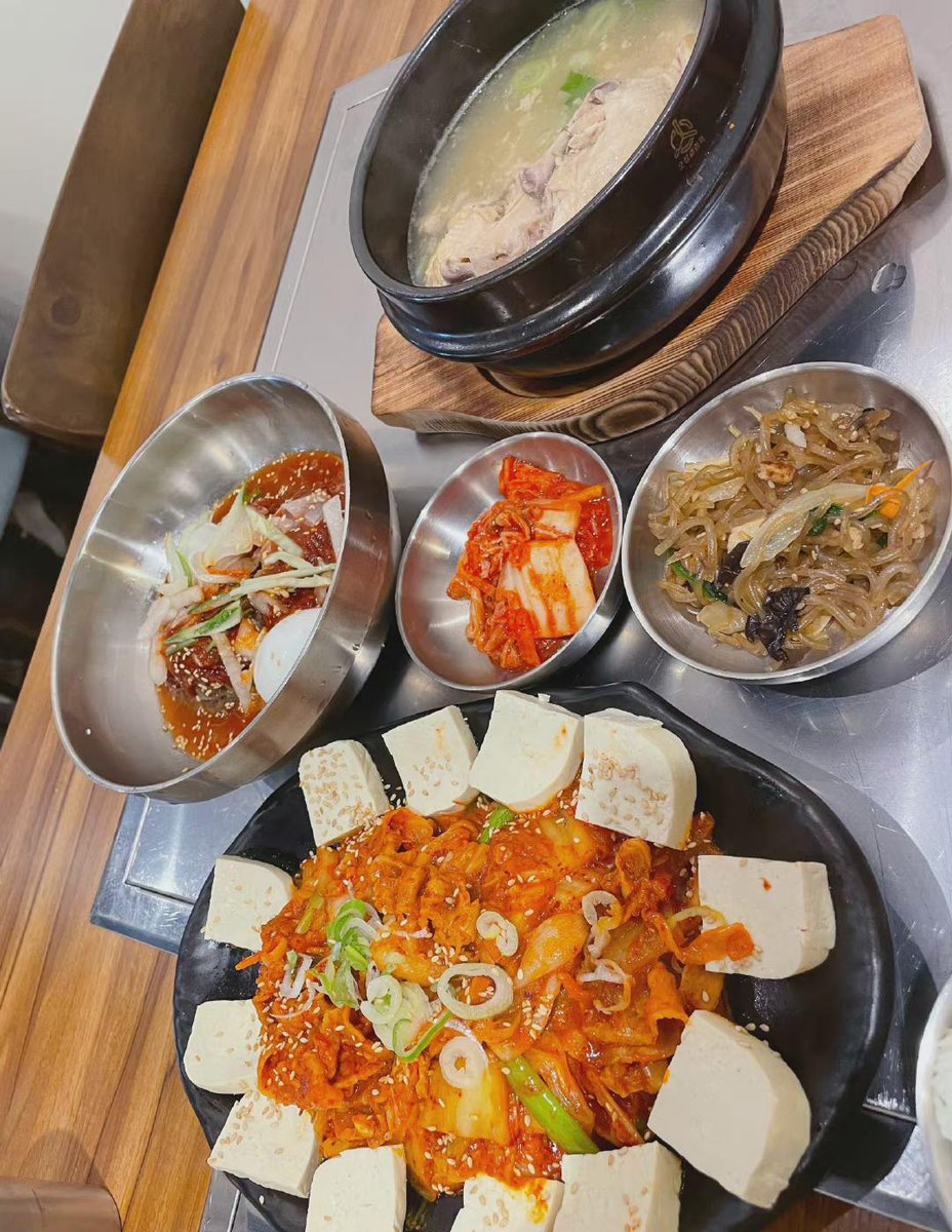 coolni12's tweet photo. Likes different foods, looks very appetite, https://t.co/fqxwGJjsRS