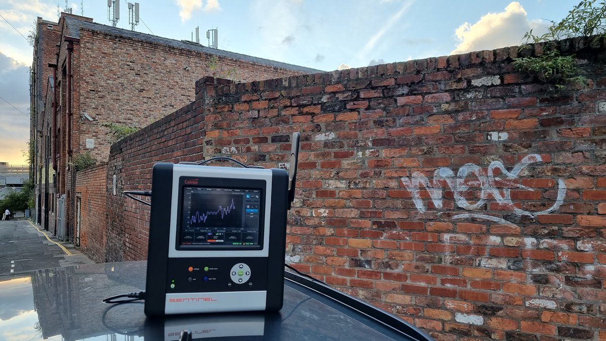 ChronosTechno's tweet photo. As part of the @esa NAVISP funded NAV-T research programme, we recently carried out some testing of 5G OTA (Over-the-Air) sync measurements at 4 selected 5G sites with the @CalnexSolutions Sentinel portable clock and sync measuring device #ota #5G #synctesting https://t.co/hVjPIislKQ