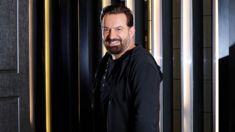 MTVLebanon's tweet photo. بالفيديو: إنطلاق عرض أغنية محمد اسكندر الجديدة "السوشل ولعتيها" على mtv وOne tv
https://t.co/rsqHMmjHaZ
#mtvlebanon #mtvlebanonstars https://t.co/zTMOByf8GA