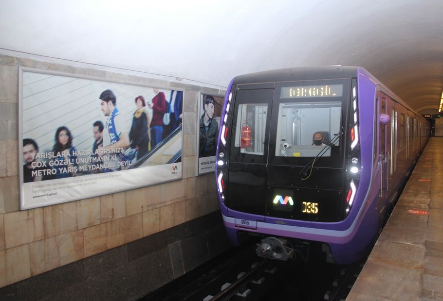Baku_metro's tweet photo. "Bakı Metropoliteni" Qapalı Səhmdar Cəmiyyəti hərəkət qatarlarının maşinisti peşəsi üzrə namizədlərin növbəti seçimini elan edir. 
Ətraflı: https://t.co/iN3tHVOwfe
#Bakımetropoliteni #Bakumetro #BMP #işvar #maşinistseçimi https://t.co/7hlZ3Nt3Uj