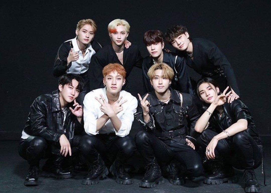 LovestayTR's tweet photo. Worldwide Fans’ Choice TOP 10 Final Güncel Sıralama (14:00 TSİ)
1. *** 16.49% 🔻
2. @Stray_Kids 15.29% (=)
3. *** 7.71% (=)
FARK #1 : 1.20% 🔻
🗳️ https://t.co/PRiyWl74JW
STAYS STAY HOWLING
#StaysHowlForMAMA https://t.co/FWGCugXDFr