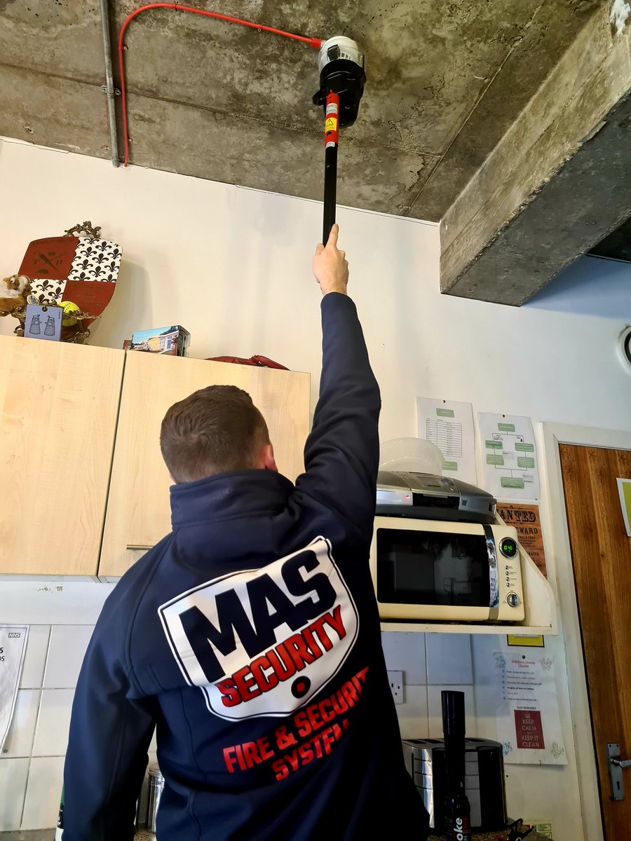 MASSecurity1's tweet photo. A early start this morning for 1 of the #MASengineers as he carries out Fire Alarm services across the Midlands....
#ProtectedbyMAS | #trustinMAS | #MASfamily https://t.co/rUjTOLvPyL