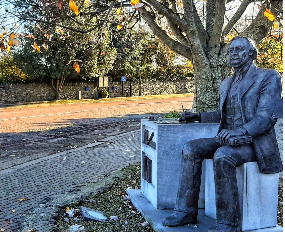 ardeecu's tweet photo. Congratulations to Noreen Skelly, Rathbran, Collon - Winner of our 2022 #PhotographyCompetition - her photograph of #VereFoster will appear on the cover of our #2022Calendar https://t.co/C2Dt13KEoy https://t.co/QIYsazEXf9