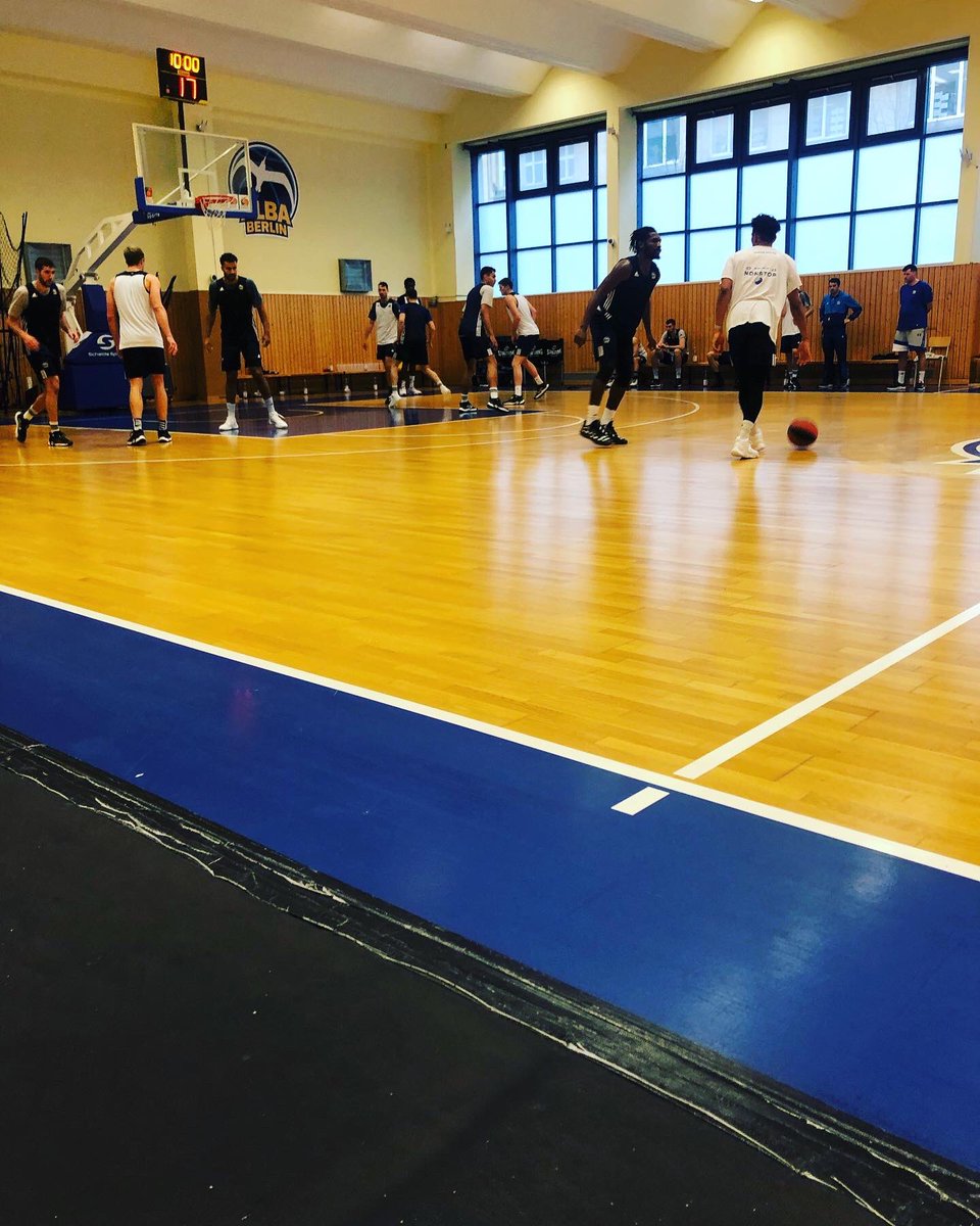 FerriedNaciri's tweet photo. This past week I had the pleasure to be around Euroleague team and German powerhouse Alba Berlin. 
It was great being at practice all week and to watch film 🎥 and talk about the Alba system with coach Israel Gonzalez. This one definitely didn’t disappoint 🔥 https://t.co/ytAFx9Do7B