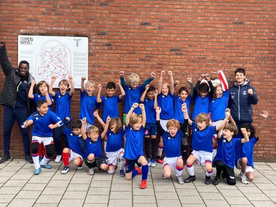 Van 27 t/m 29 december organiseert ASV Arsenal ism IW13Football het Arsenal Winter Football Camp voor alle kinderen van 5 t/m 12 jaar. Ga naar onze website voor informatie: asvarsenal.nl/arsenal-winter… of vraag een inschrijfformulier aan via de ledenadministratie.