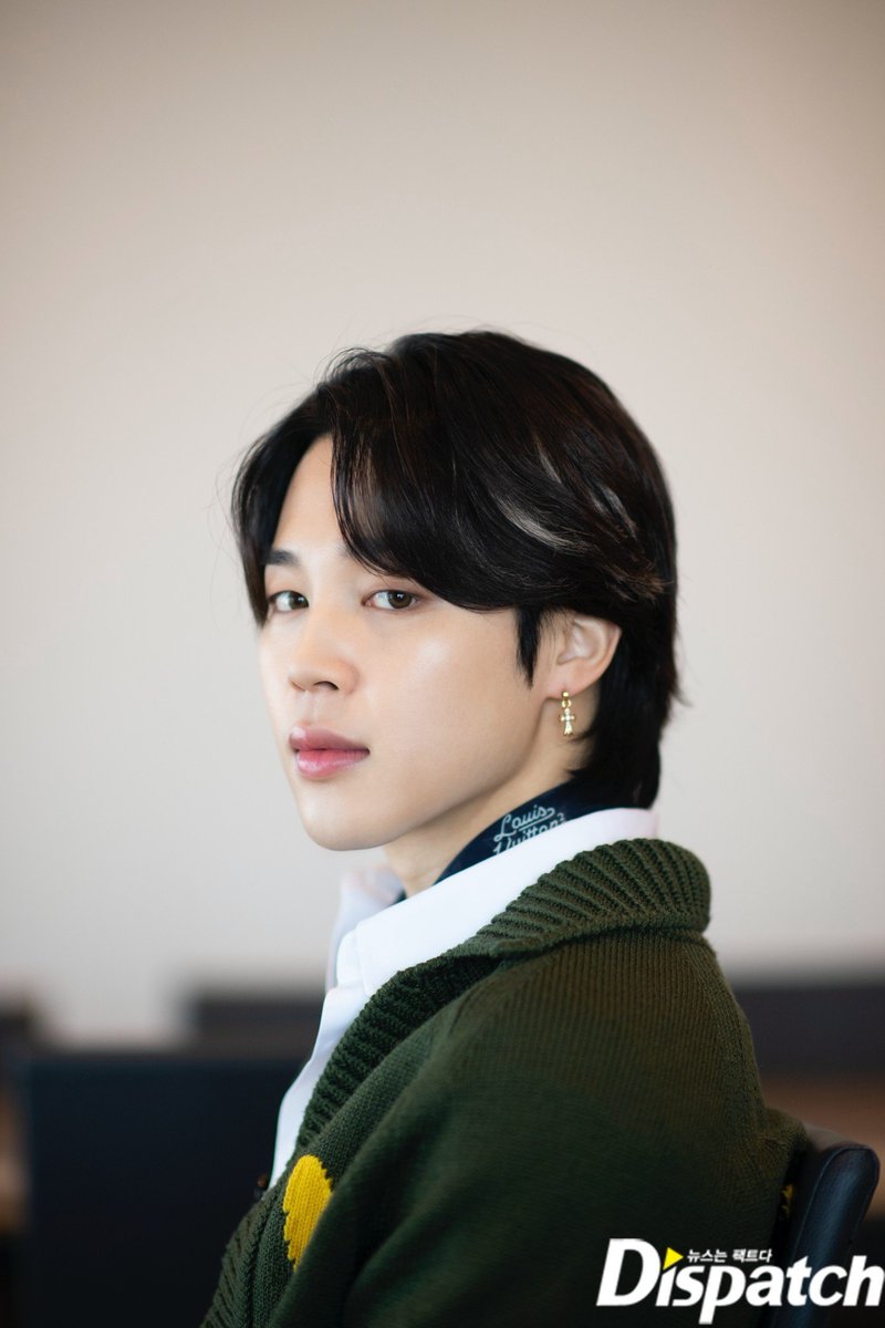 NunaBangtan0793's tweet photo. [ Dispatch x BTS ]

 📸 ( JIMIN ) 🐥

#BTSxDISPATCH
#BTS #방탄소년단 #BTSARMY @BTS_twt https://t.co/zrHNfb4kaG
