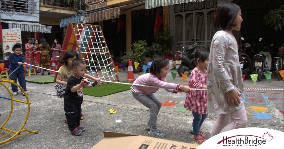 HealthBridgeCan's tweet photo. During the pandemic the team of #HealthBridge #Vietnam worked to COVID-proof #PublicSpaces by building pop-up playgrounds in five wards in Hanoi.
π₯³ππ½ββοΈππ½ββοΈ
Read the project report:
https://t.co/sqiGdaxKil
π
#HealthBridgeProjects https://t.co/uhCYMWglXc