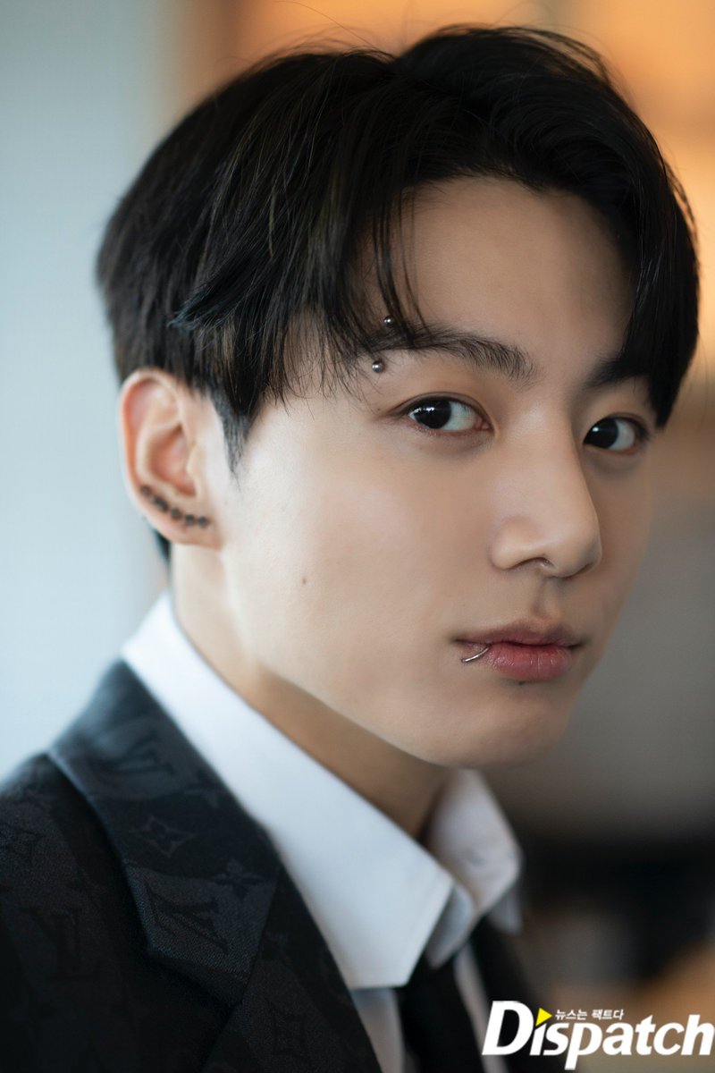 NunaBangtan0793's tweet photo. [ Dispatch x BTS ]

 📸 ( JUNGKOOK ) 🐰

#BTSxDISPATCH
#BTS #방탄소년단 #BTSARMY @BTS_twt https://t.co/NkHRHe8N0g