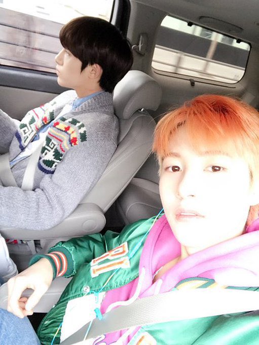 wwrj323's tweet photo. 윈윈이랑 런쥔이 셀카♡ https://t.co/1nQ8bZdTR5