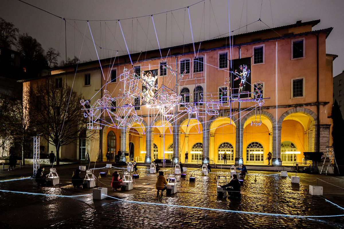 🌟La fête des Lumières commence aujourd'hui ! 
Reconnaissez-vous ces trois lieux sur les photos ? ⤵️

© Brice Robert #FDL2021
