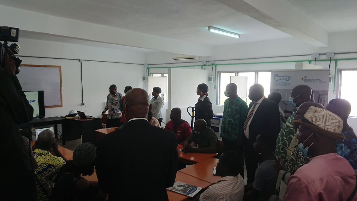 ipnetp's tweet photo. Journée Portes Ouvertes à l'@ipnetp sur la formation en installation sanitaire et électricité photovoltaïque #PFPISPV #giz #ETFP #civedu #kpakpatoya #civ #BMZ #sequa https://t.co/7hylUQgbs9