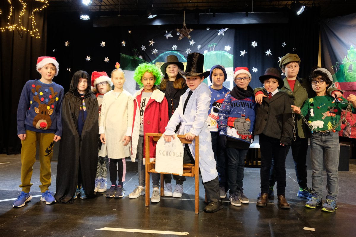 It’s Christmas Jumper Day today, fantastic to see so many jumpers and Christmas accessories on show. House Carols in full swing, along with 5NV performing their own retelling of A Christmas Carol by Charles Dickens. Well done everyone!🎅