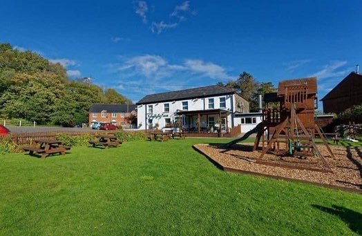 Nickybrighthols's tweet photo. Hire an ENTIRE pub!😱 

Coming soon in early 2022… currently under renovation!🛠
Tag someone you’d stay here with🍻
This unique property sleeps up to 20 people with everything needed for entertainment inside and outside.
Coming soon to https://t.co/5icm8oyf58 ❤️

#swansea #wales https://t.co/MXZ0zqqEIO