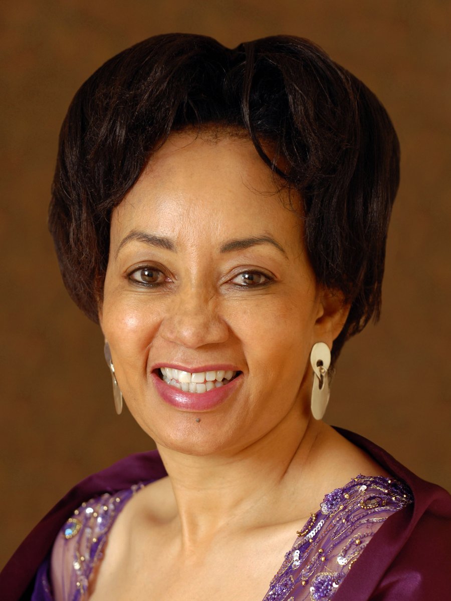 Tourism_gov_za's tweet photo. Minister @LindiweSisuluSA returns from a successful UNWTO General Assembly
​​
Minister Sisulu has successfully lobbied the @UNWTO to back SA &amp; other African states and called on the world to reopen their borders. 
https://t.co/1N7CN3kSQW
#UNWTOGA
#WeDoTourism
#TourismRecovery https://t.co/Xf17jpxotM