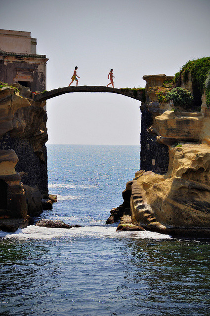 CpuSales's tweet photo. Gaiola Bridge, Naples, Italy #GaiolaBridge #Naples #Italy https://t.co/58tdRHXn1Q https://t.co/DVhuhxYjO6