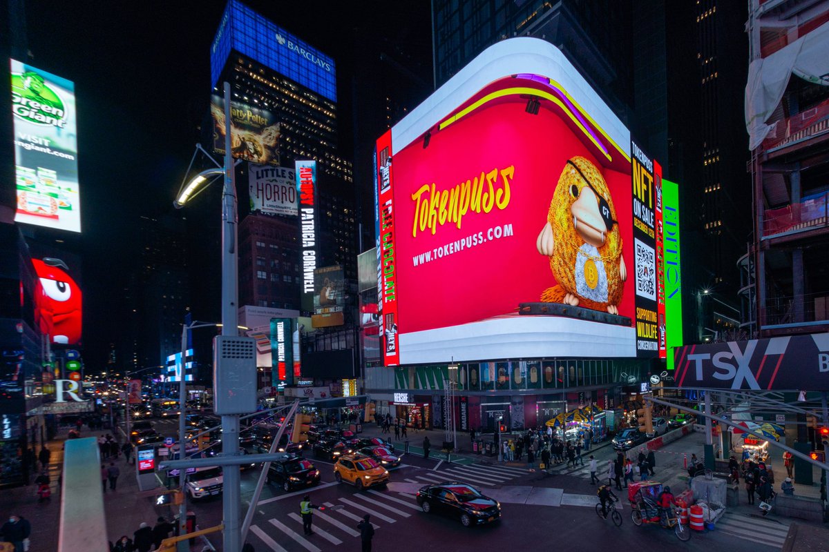 tokenpuss's tweet photo. Tokenpuss settling in NYC for the week! #tokenpuss #nft #NFTCommunity #newyork #TimesSquare 

Join the Discord -> https://t.co/ooEjitWKjD https://t.co/gdqMjG30Ct